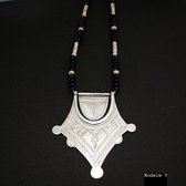 Bijoux Touareg Ethniques Collier en argent Etoile 03 - KARUNI c