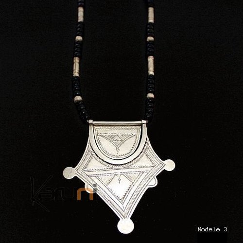 Bijoux Touareg Ethniques Collier en argent Etoile 04 - KARUNI