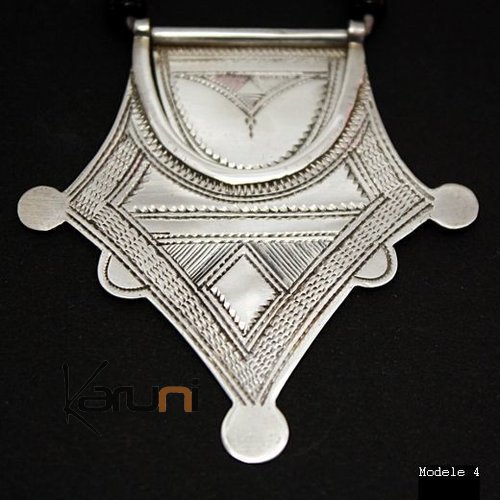 Bijoux Touareg Ethniques Collier en argent Etoile 04 - KARUNI