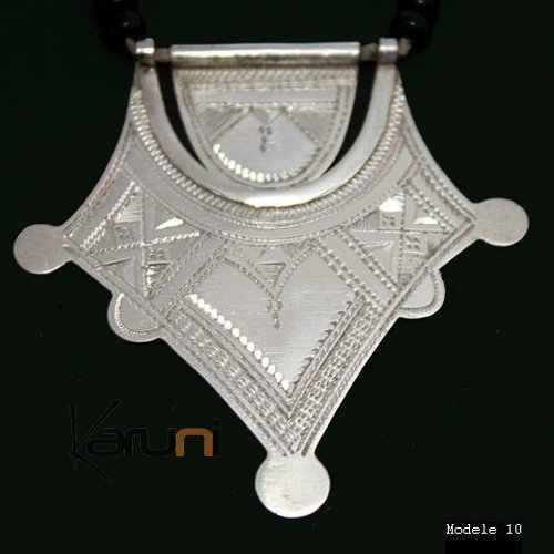 Bijoux Touareg Ethniques Collier en argent Etoile 05 - KARUNI