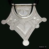 Bijoux Touareg Ethniques Collier en argent Etoile 05 - KARUNI