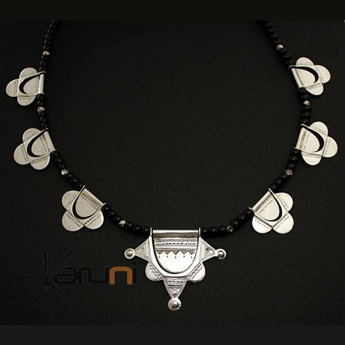 Bijoux Touareg Ethniques Collier en Argent et Perles Noires Etoile - KARUNI