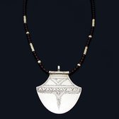 Bijoux Touareg Ethniques Collier en argent lotus 03 - KARUNI b