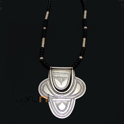 Bijoux Touareg Ethniques Collier en argent Fleur 02 - KARUNI