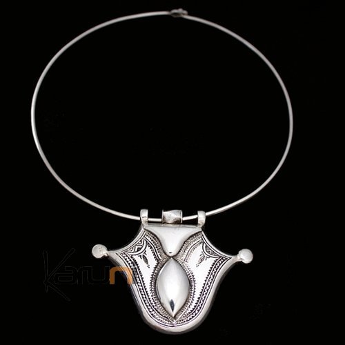 Collier touareg argent pendentif gravé 3