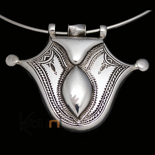 Collier touareg argent pendentif gravé 3