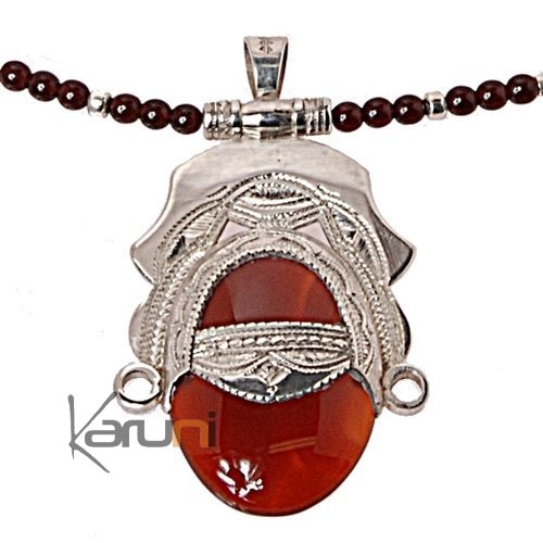 Collier touareg en argent et agate Déesse ovale brun orangé