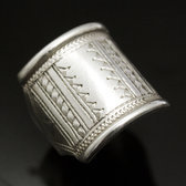 Bijoux Touareg Ethniques Bague Chevalire en Argent Grave homme/femme 02