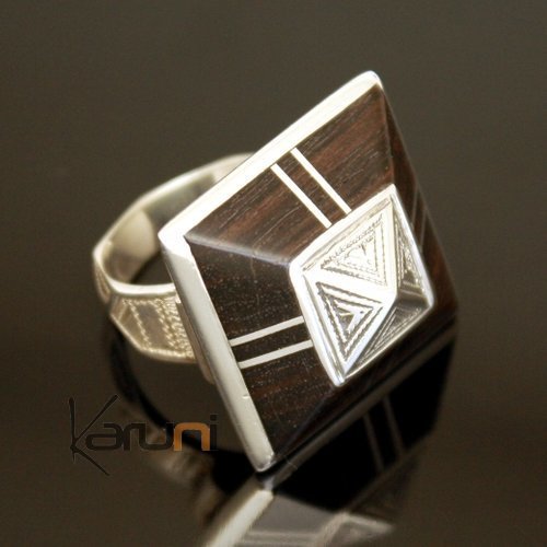 Bague en Argent 925 et ébène 026 Homme/Femme Grande Pyramide Gravée