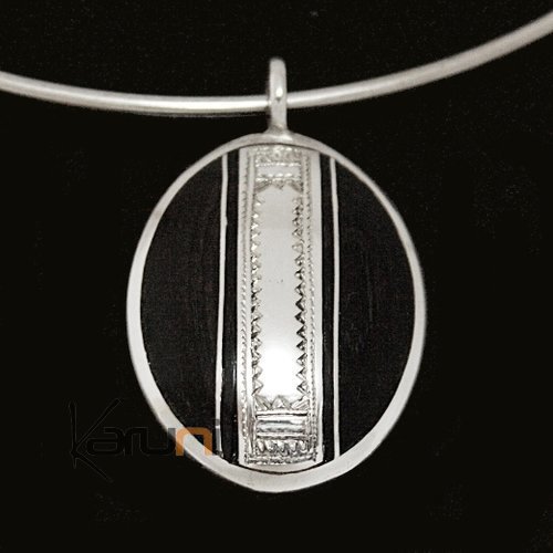 Bijoux Touareg Ethniques Africains Collier Pendentif en Argent et Ebne 19 Ovale d