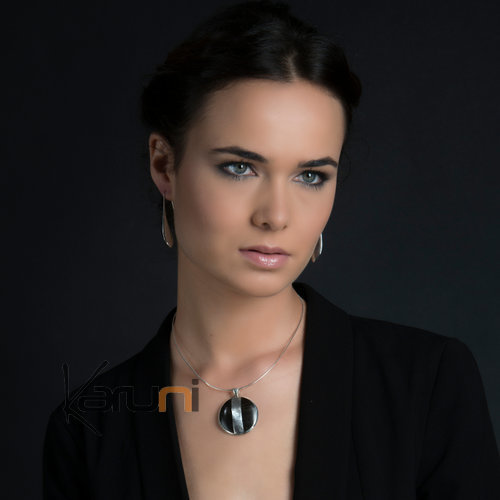 Bijoux Touareg Ethniques Africains Collier Pendentif en Argent et Ebne 30 Rond Bande Design Karuni c