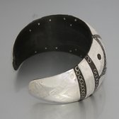 Bijoux Ethniques Africains Bracelet Manchette en Corne et Argent Mix Grav Filigranes Art Dco 07 c