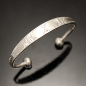 Bijoux Touareg Ethniques Bracelet en argent large Grav Enfant/Bb 17