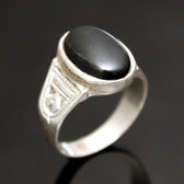 Bijoux Touareg Ethniques Bague en Argent et Onyx Noir 33 Chevalire Ovale