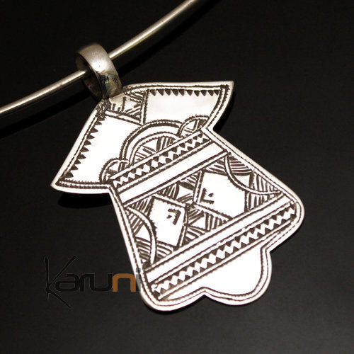 Collier Pendentif en Argent Main de Fatma Khamsa 02