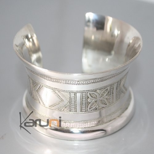 Bracelet Manchette en Argent Concave Gravée 06