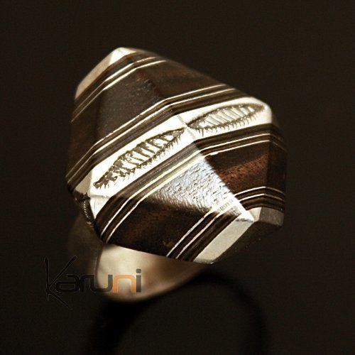 Karuni Belle bague touareg raye argent et bne 2