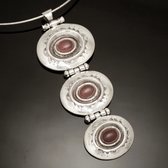 Bijoux Touareg Ethniques Africains Collier Pendentif en Argent et Pierre Agate Rouge 10 Trois Ovales